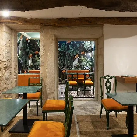 Almadina Smart Luxury Bed & Breakfast Porto