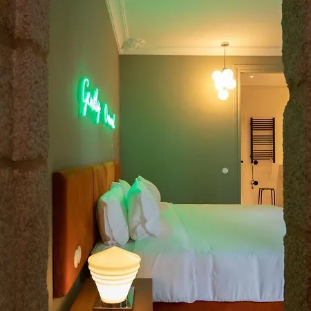 Almadina Smart Luxury 住宿加早餐酒店 4*