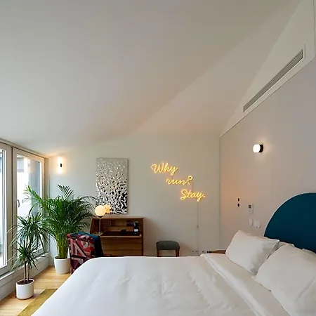 Almadina Smart Luxury B&B 포르투