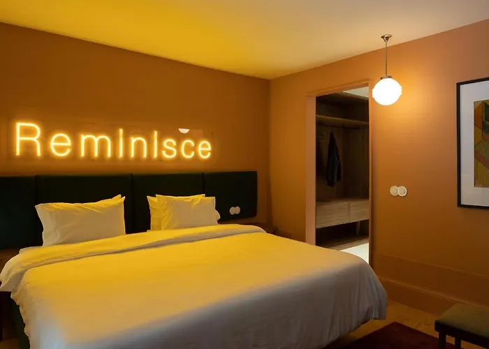 Almadina Smart Luxury 4* פורטו