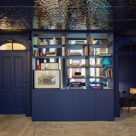 Alojamento de Acomodação e Pequeno-almoço Almadina Smart Luxury 4*