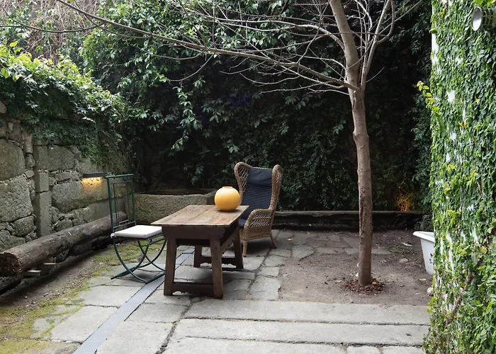 Alojamento de Acomodação e Pequeno-almoço Almadina Smart Luxury 4*