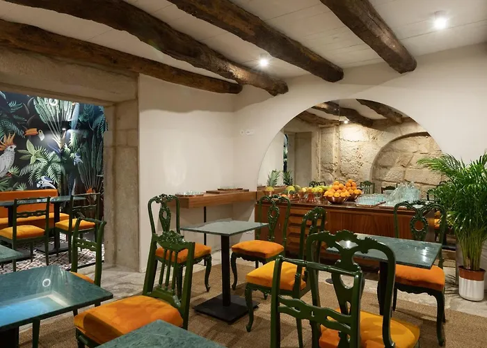 Almadina Smart Luxury 4* Oporto